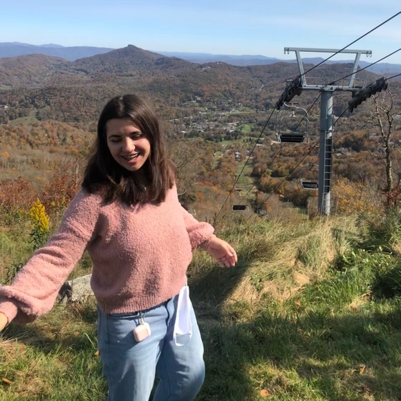 Meet your Posher, Catherine - Picture 2 of 4